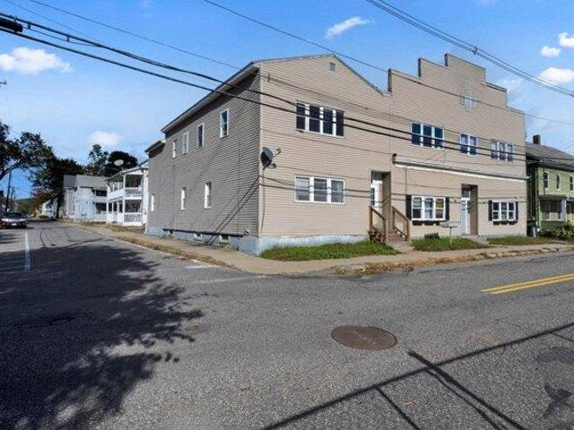 House for sale in Ware, Hampshire County