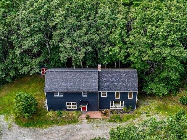 House for sale in Warren, Maine