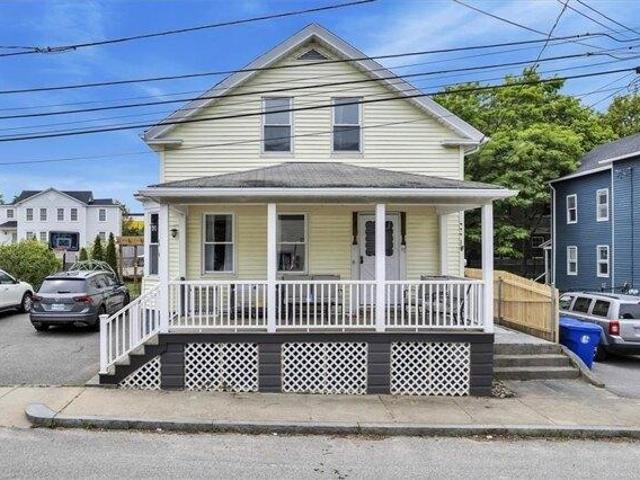 House for sale in Warren, Rhode Island