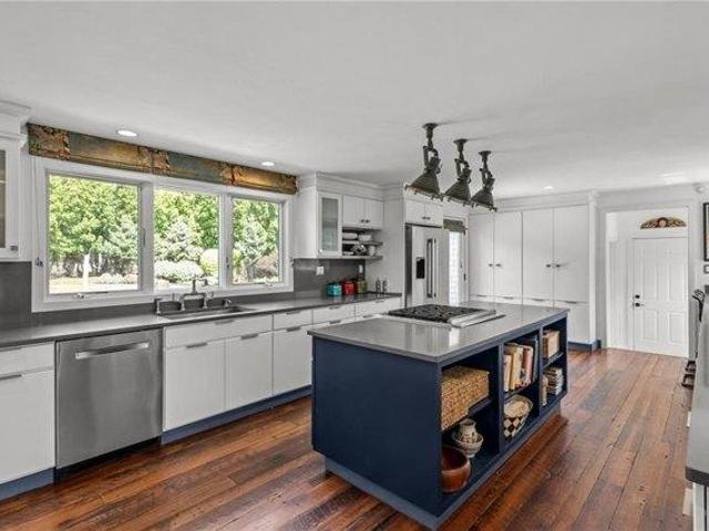 House for sale in Warren, Rhode Island