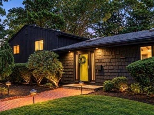 House for sale in Cowesett, Warwick