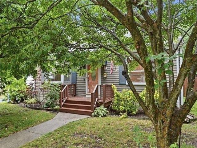 House for sale in Warwick, Rhode Island