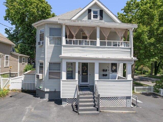 House for sale in Warwick, Rhode Island