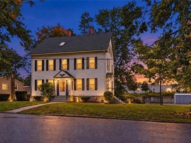 House for sale in Norwood, Warwick