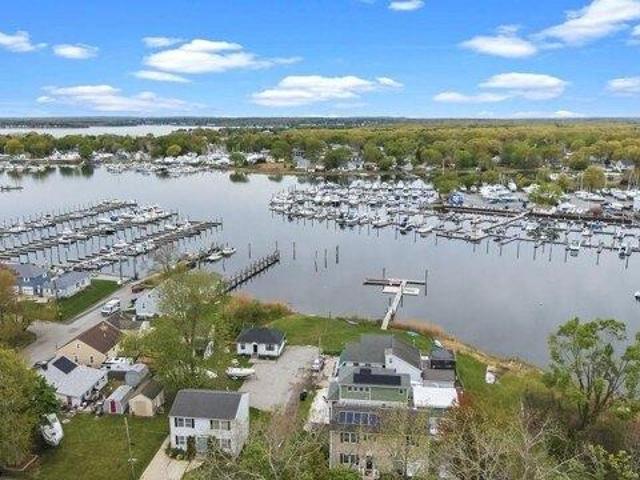 House for sale in Warwick, Rhode Island