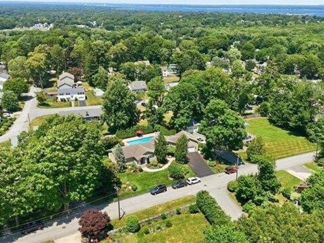 House for sale in Warwick, Rhode Island