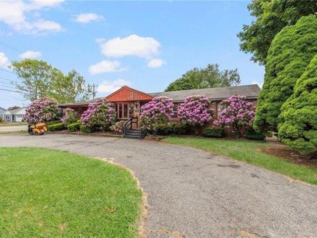 House for sale in Warwick, Rhode Island