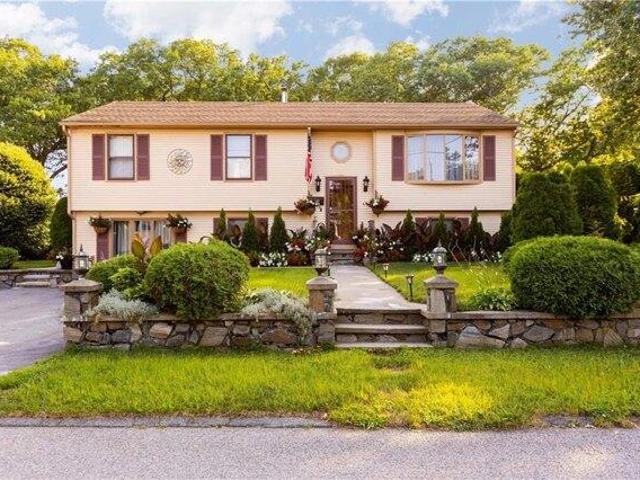 House for sale in Warwick, Rhode Island