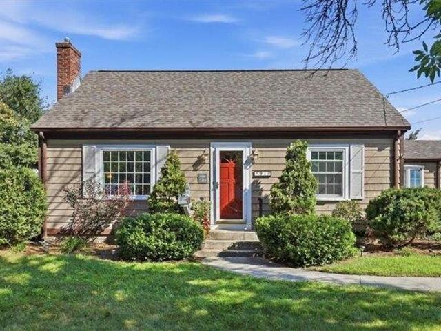 House for sale in Warwick, Rhode Island