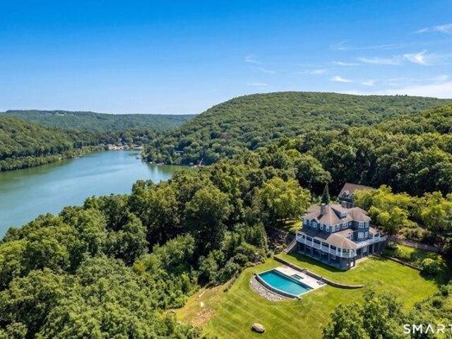 House for sale in Washington, Connecticut