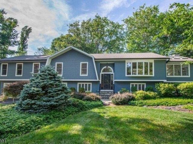 House for sale in Port Murray, New Jersey