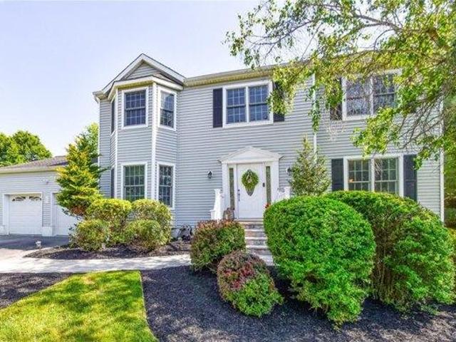 House for sale in Washingtonville, New York