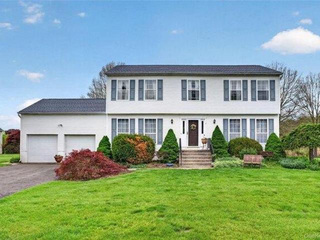 House for sale in Washingtonville, New York