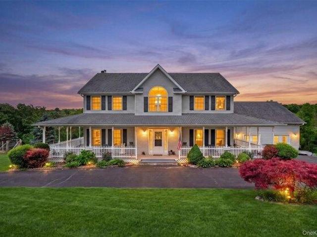 House for sale in Blooming Grove, New York