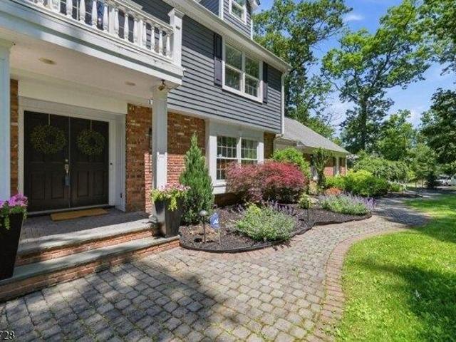 House for sale in Watchung, New Jersey