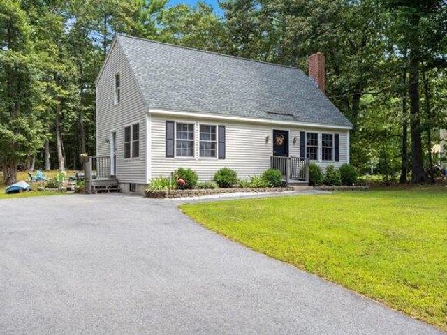 House for sale in Lake Arrowhead, Waterboro
