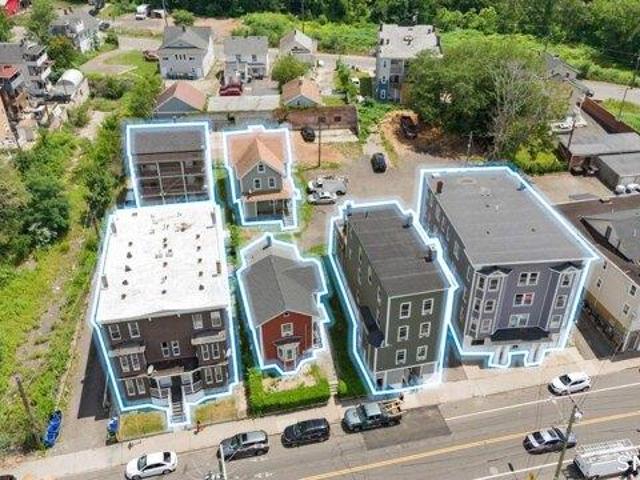 House for sale in Waterbury, Connecticut
