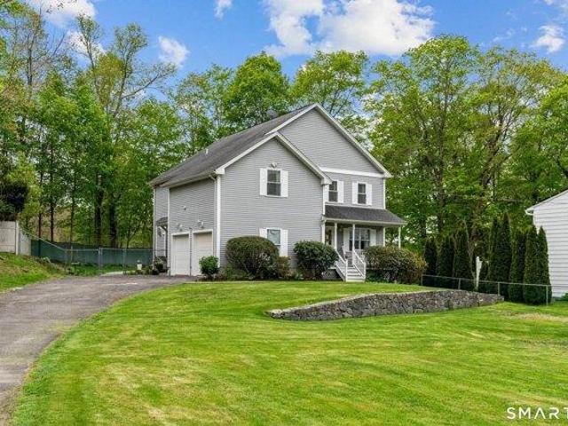 House for sale in Waterbury, Connecticut