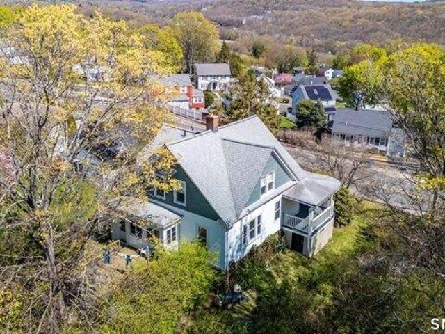 House for sale in Waterbury, Connecticut
