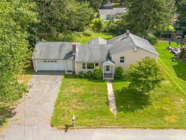House for sale in Platts Mills, Naugatuck