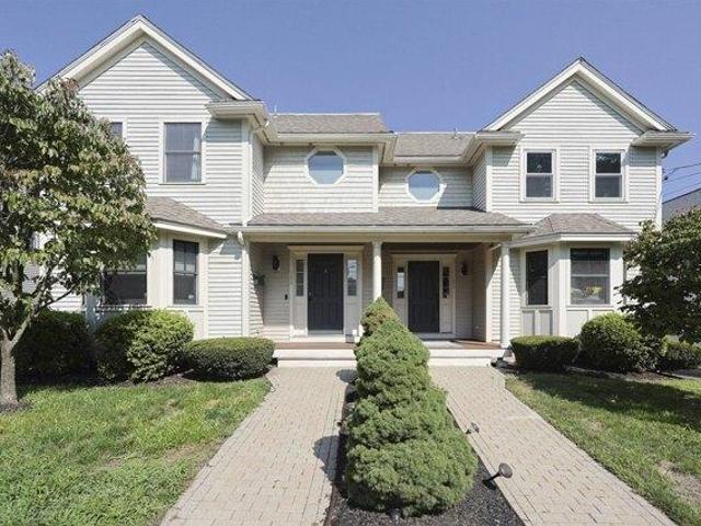 Condo for sale in Watertown, Massachusetts