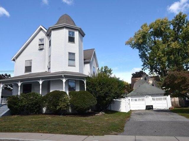 House for sale in Watertown, Middlesex County