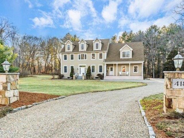 House for sale in Wayland