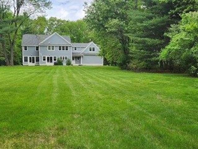 House for sale in Wayland