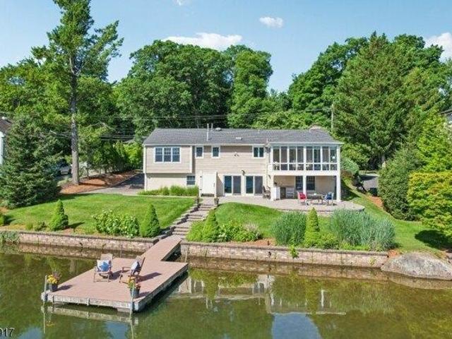 House for sale in Passaic, New Jersey