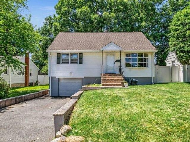 House for sale in Passaic, New Jersey
