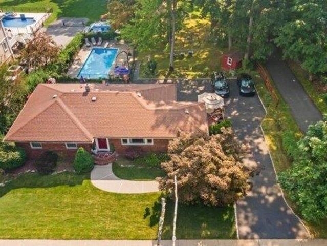 House for sale in Passaic, New Jersey
