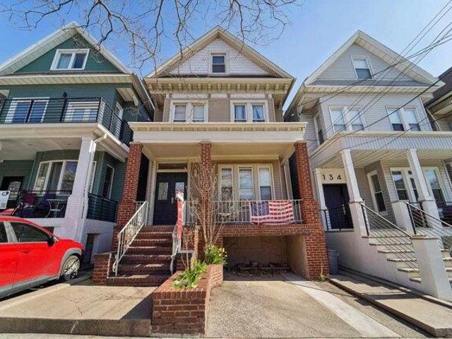House for sale in Hudson, New Jersey