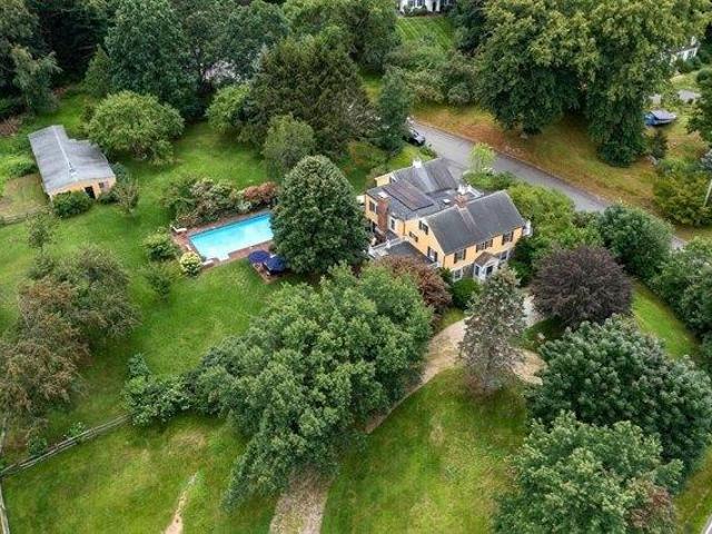House for sale in Wenham, Massachusetts