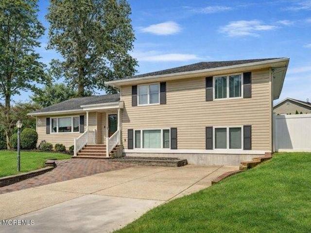 House for sale in Monmouth, New Jersey