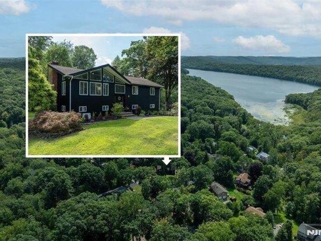 House for sale in Passaic, New Jersey