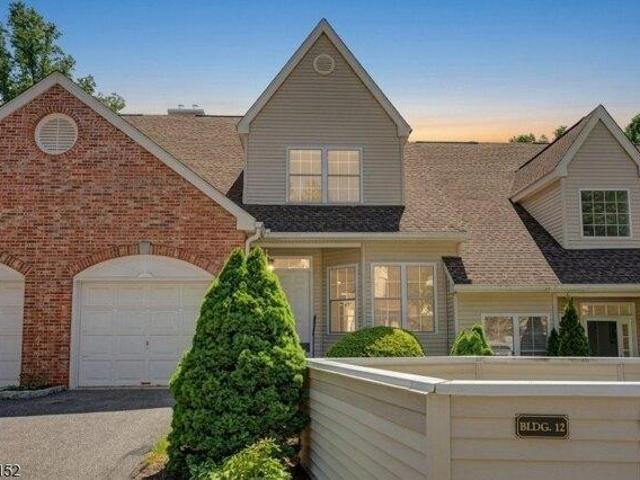 Condo for sale in Passaic, New Jersey