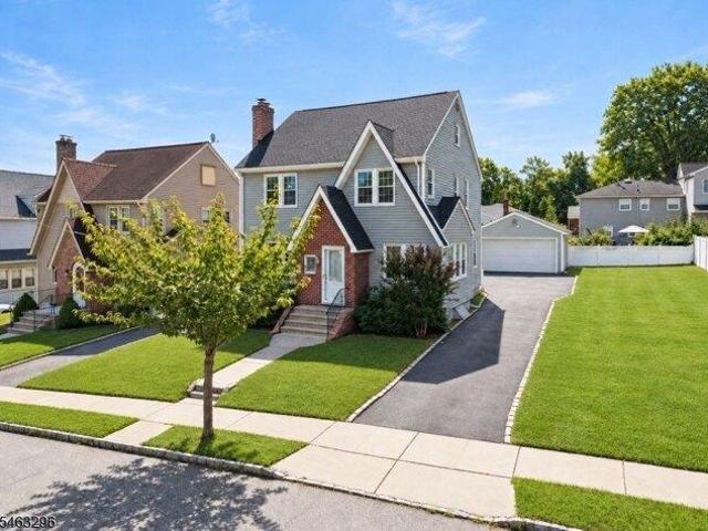 House for sale in West Orange, Essex County