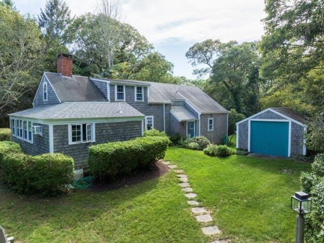 House for sale in Lamberts Cove, West Tisbury