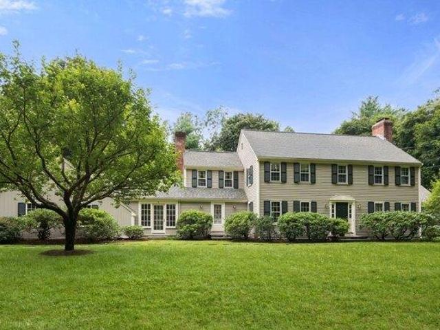 House for sale in Weston, Middlesex County