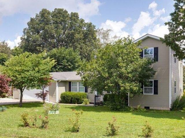 House for sale in White Bluff House for sale in White Bluff