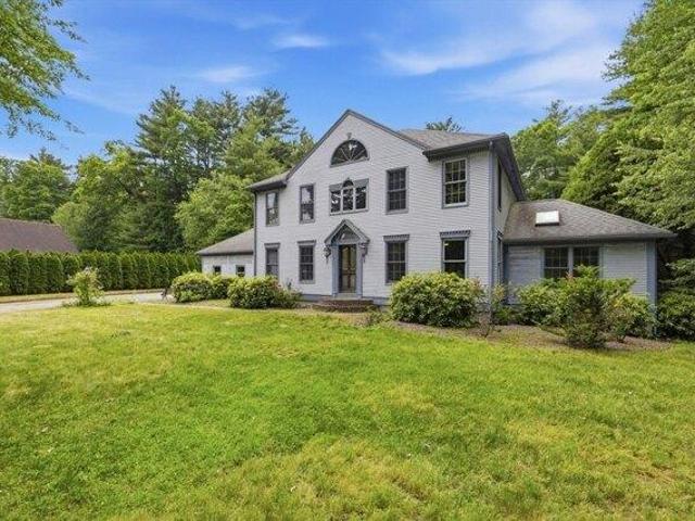House for sale in Hampden, Massachusetts