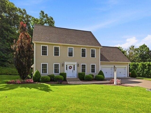 House for sale in Hampden, Massachusetts
