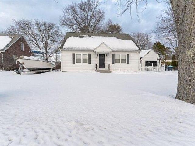 House for sale in Hampden, Massachusetts