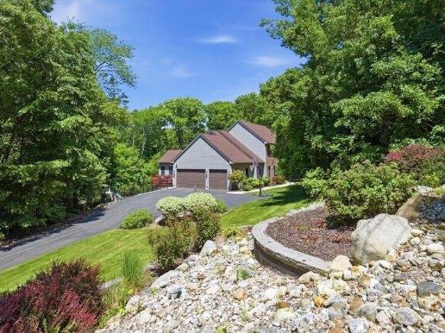 House for sale in Hampden, Massachusetts