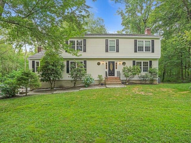 House for sale in Wilton