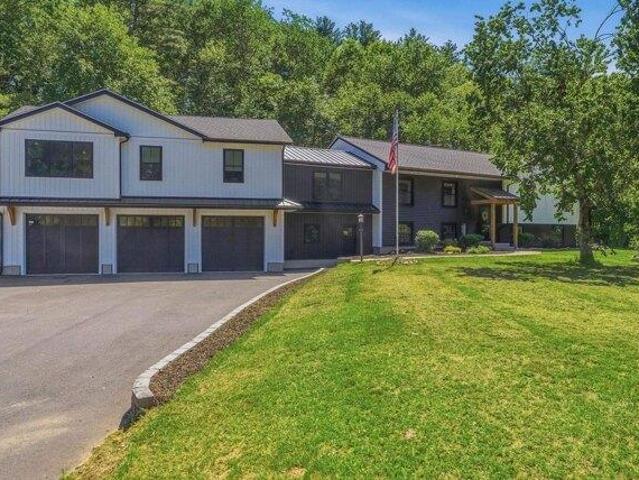 House for sale in New Hampshire