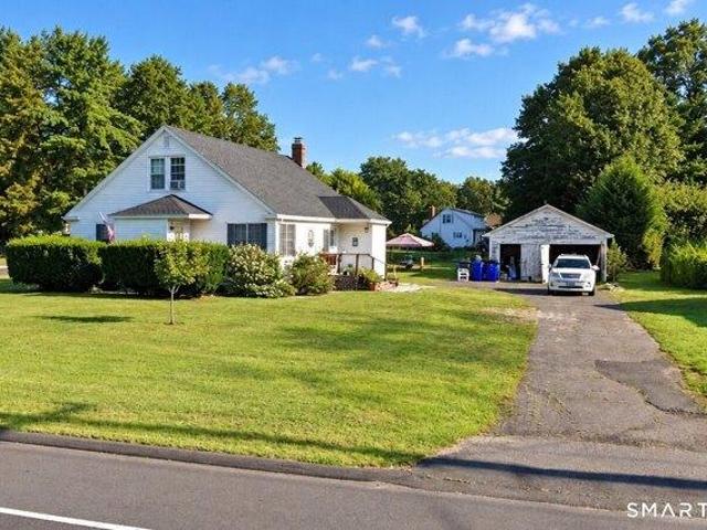 House for sale in Windsor Locks, Capitol Planning Region