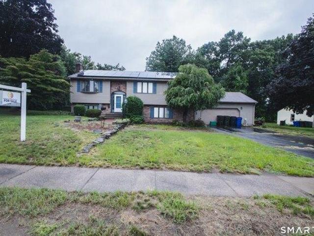 House for sale in Windsor Locks, Capitol Planning Region