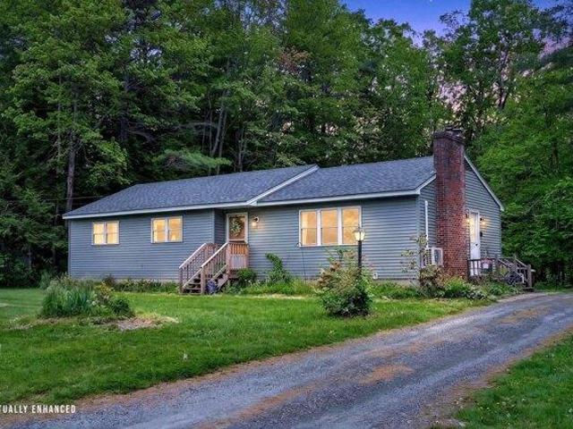 House for sale in Maine