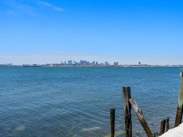 House for sale in Point Shirley, Winthrop
